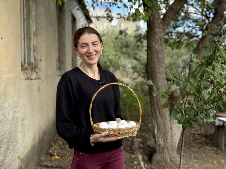 Varduhi Tsolakyan found the courage to leave her abusive marriage, rebuild her life and launch her own chicken farm in Getk Village, Armenia. Photo: UN Women